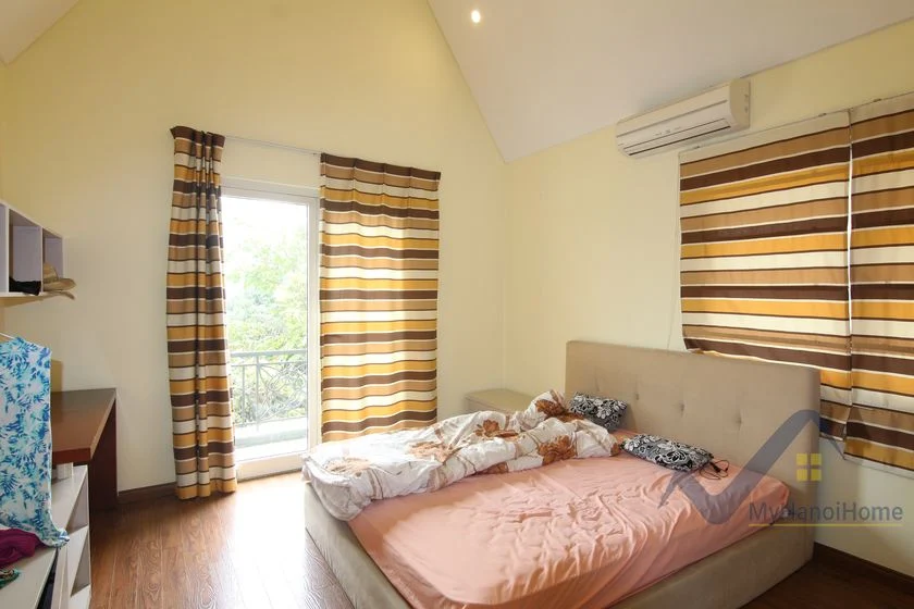 Xem ảnh 12: Ảnh 12: Cho thuê biệt thự Vinhomes Riverside căn song lập có tầng hầm