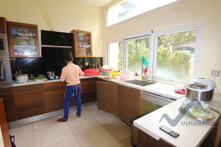 Xem ảnh 24: Ảnh 24: Cho thuê biệt thự Vinhomes Riverside căn song lập có tầng hầm