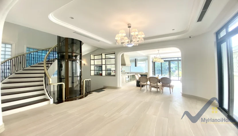 Xem ảnh 4: Ảnh 4: Cho thuê biệt thự Vinhomes Riverside có bể bơi, căn đơn lập