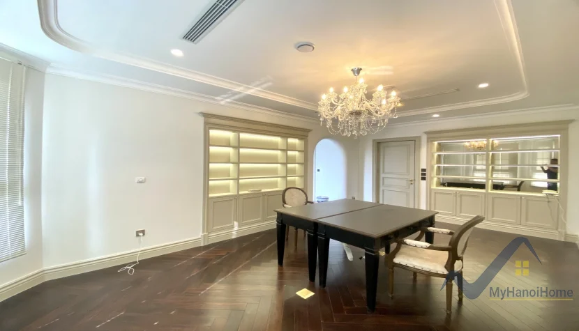 Xem ảnh 19: Ảnh 19: Cho thuê biệt thự Vinhomes Riverside có bể bơi, căn đơn lập