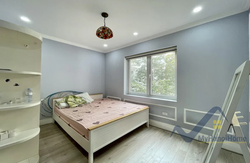 Xem ảnh 18: Ảnh 18: Cho thuê biệt thự Vinhomes Riverside đơn lập gần TTTM Vincom