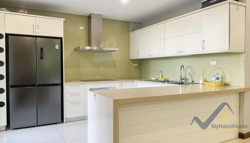 Xem ảnh 24: Ảnh 24: Cho thuê biệt thự Vinhomes Riverside đủ đồ gần khu bể bơi