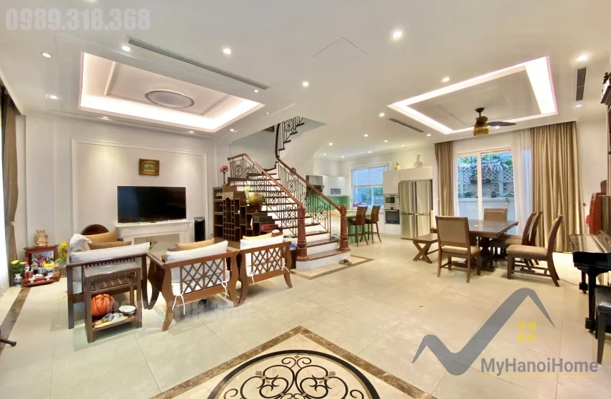 Xem ảnh 2: Ảnh 2: Cho thuê biệt thự Vinhomes Riverside full nội thất Đông Dương