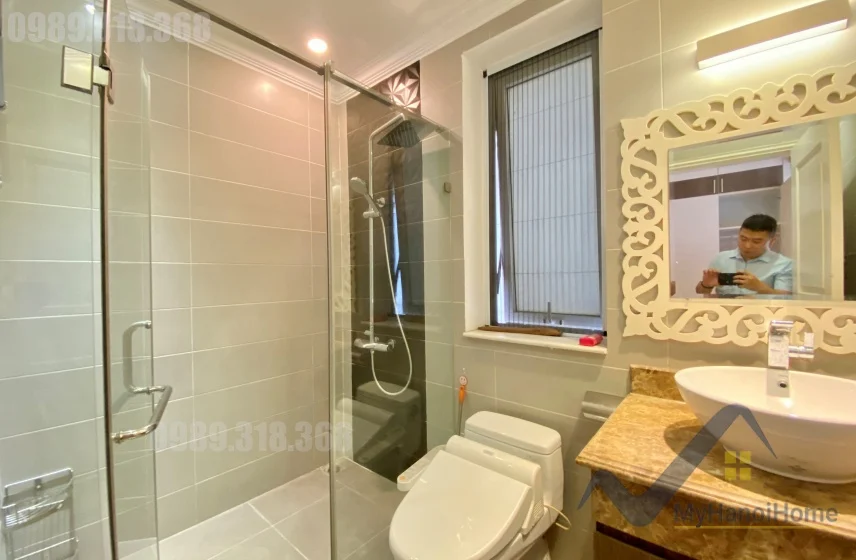 Xem ảnh 5: Ảnh 5: Cho thuê biệt thự Vinhomes Riverside full nội thất Đông Dương