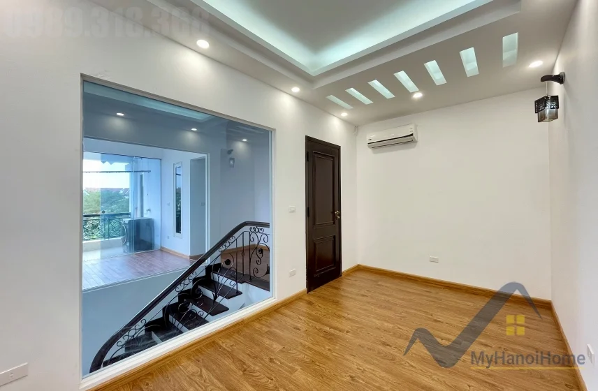 Xem ảnh 14: Ảnh 14: Cho thuê biệt thự Vinhomes Riverside full nội thất gần công viên