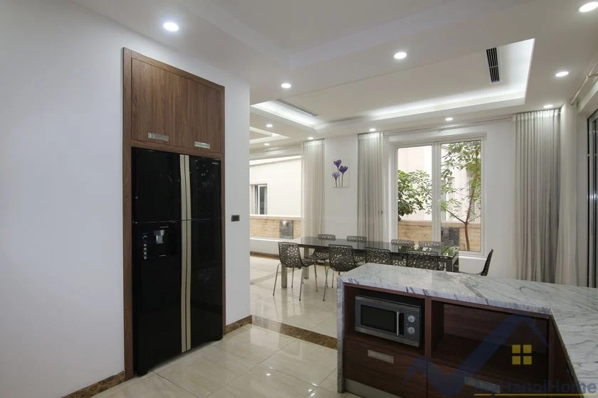 Xem ảnh 20: Ảnh 20: Cho thuê biệt thự Vinhomes Riverside gần BIS, full nội thất