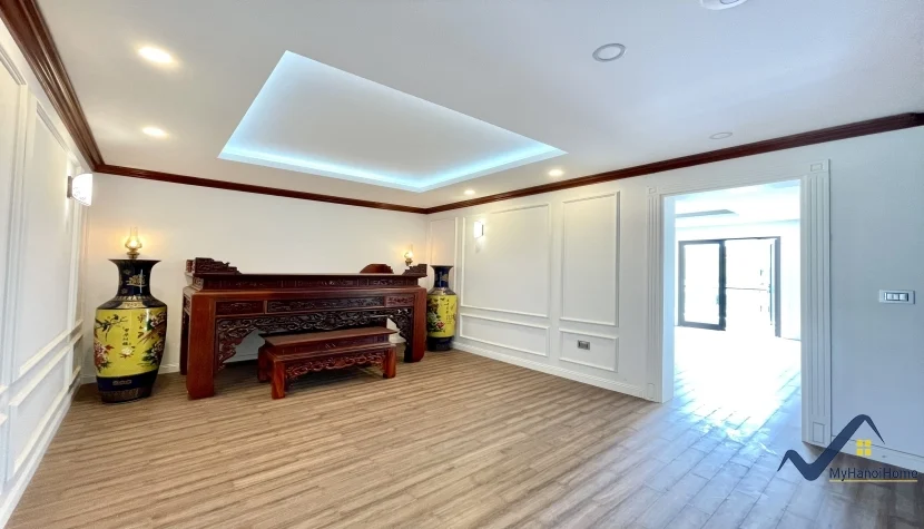 Xem ảnh 10: Ảnh 10: Cho thuê biệt thự Vinhomes Riverside Hoa Lan 4 phòng ngủ