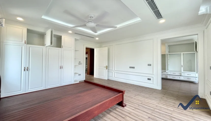 Xem ảnh 23: Ảnh 23: Cho thuê biệt thự Vinhomes Riverside Hoa Lan 4 phòng ngủ