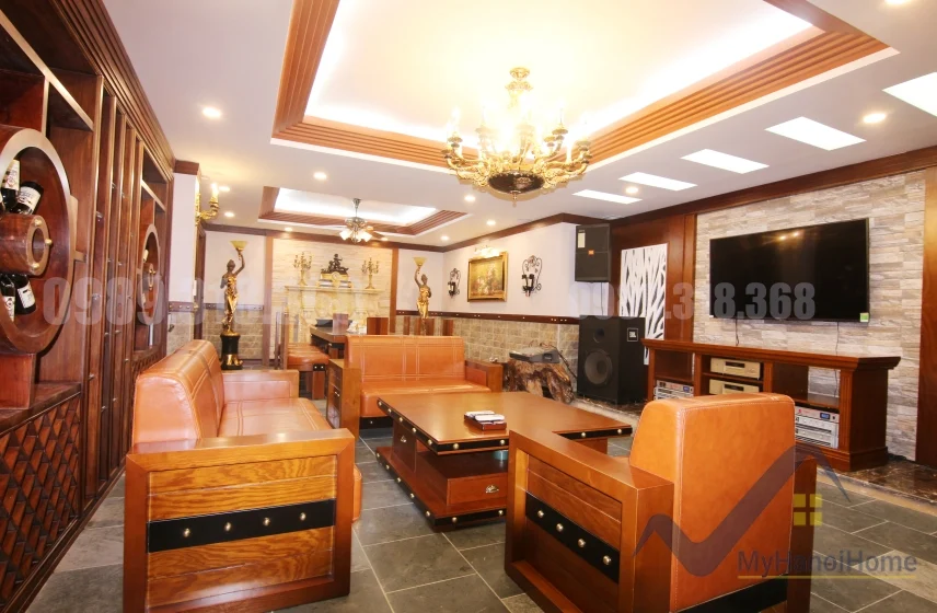 Xem ảnh 3: Ảnh 3: Cho thuê biệt thự Vinhomes Riverside Hoa Phượng full nội thất