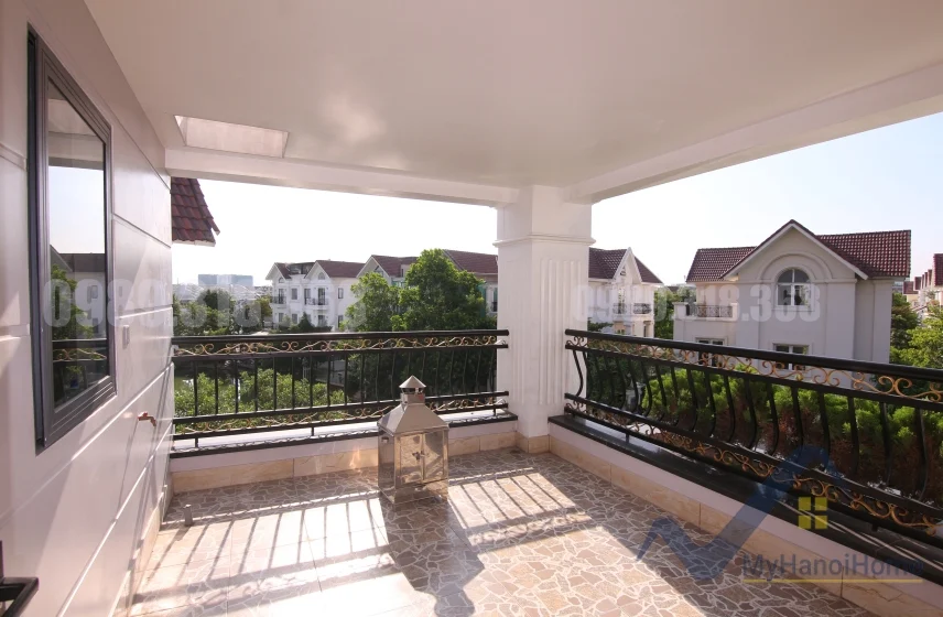 Xem ảnh 20: Ảnh 20: Cho thuê biệt thự Vinhomes Riverside Hoa Phượng full nội thất