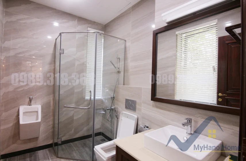 Xem ảnh 25: Ảnh 25: Cho thuê biệt thự Vinhomes Riverside Hoa Phượng full nội thất