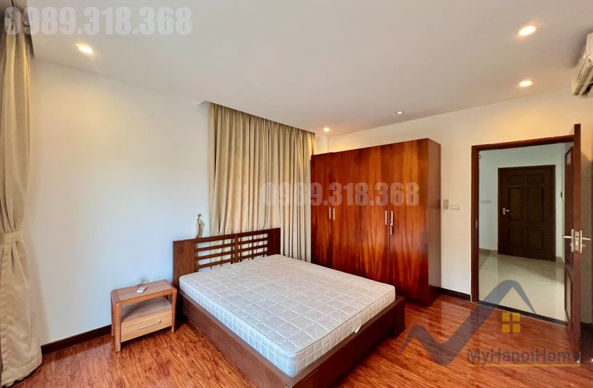 Xem ảnh 9: Ảnh 9: Cho thuê biệt thự Vinhomes Riverside Hoa Sữa, full nội thất gần sân Golf