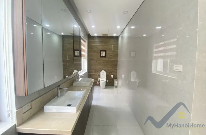 Xem ảnh 3: Ảnh 3: Cho thuê biệt thự Vinhomes Riverside nội thất hiện đại