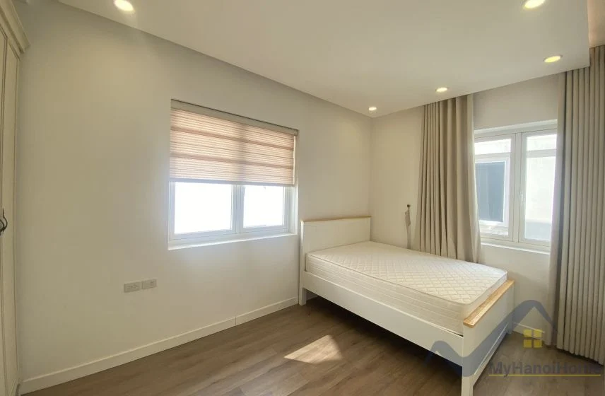 Xem ảnh 6: Ảnh 6: Cho thuê biệt thự Vinhomes Riverside nội thất hiện đại