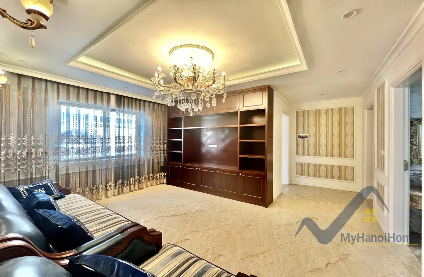 Xem ảnh 7: Ảnh 7: Cho thuê biệt thự Vinhomes Riverside nội thất tân cổ điển