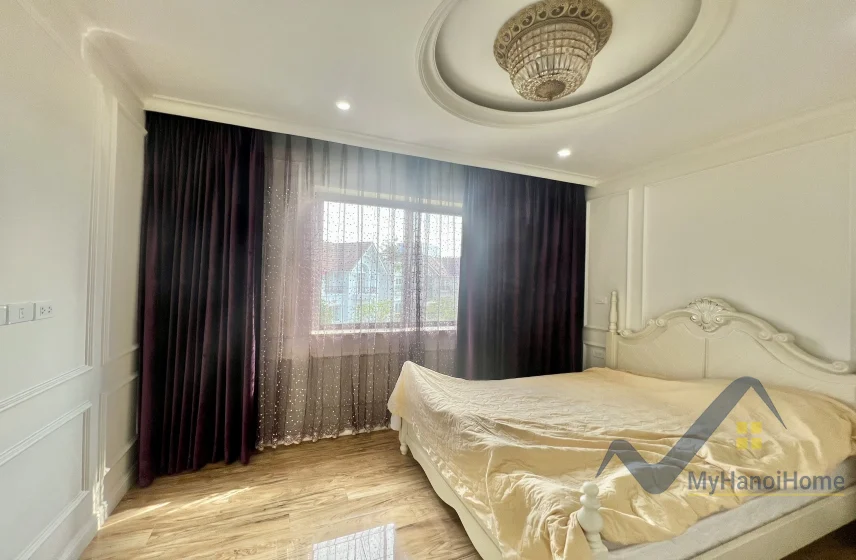 Xem ảnh 12: Ảnh 12: Cho thuê biệt thự Vinhomes Riverside nội thất tân cổ điển