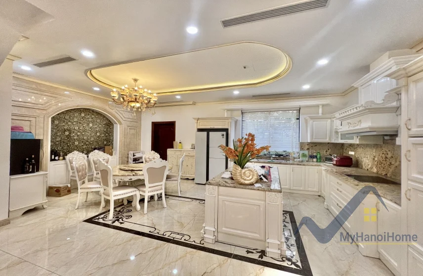 Xem ảnh 15: Ảnh 15: Cho thuê biệt thự Vinhomes Riverside nội thất tân cổ điển