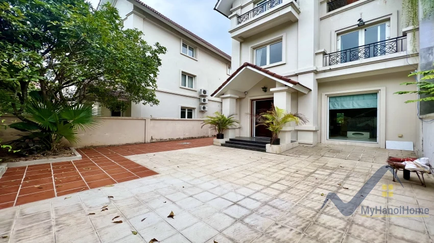 Xem ảnh 2: Ảnh 2: Cho thuê biệt thự Vinhomes Riverside song lập đủ đồ