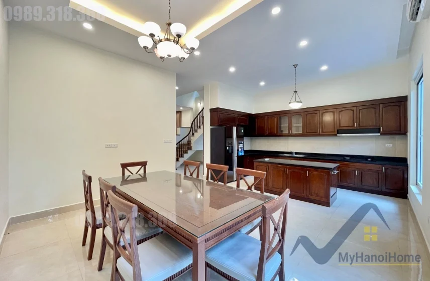 Xem ảnh 18: Ảnh 18: Cho thuê biệt thự Vinhomes Riverside, song lập full nội thất
