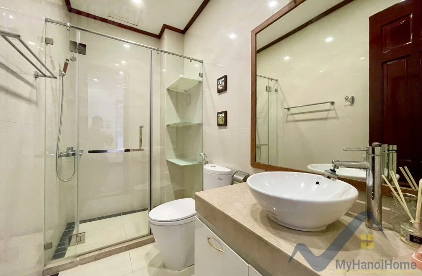 Xem ảnh 14: Ảnh 14: Cho thuê biệt thự Vinhomes Riverside trang bị full nội thất 4pn