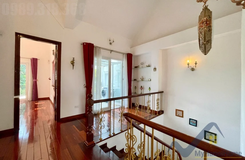 Xem ảnh 21: Ảnh 21: Cho thuê biệt thự Vinhomes Riverside trang bị full nội thất 4pn