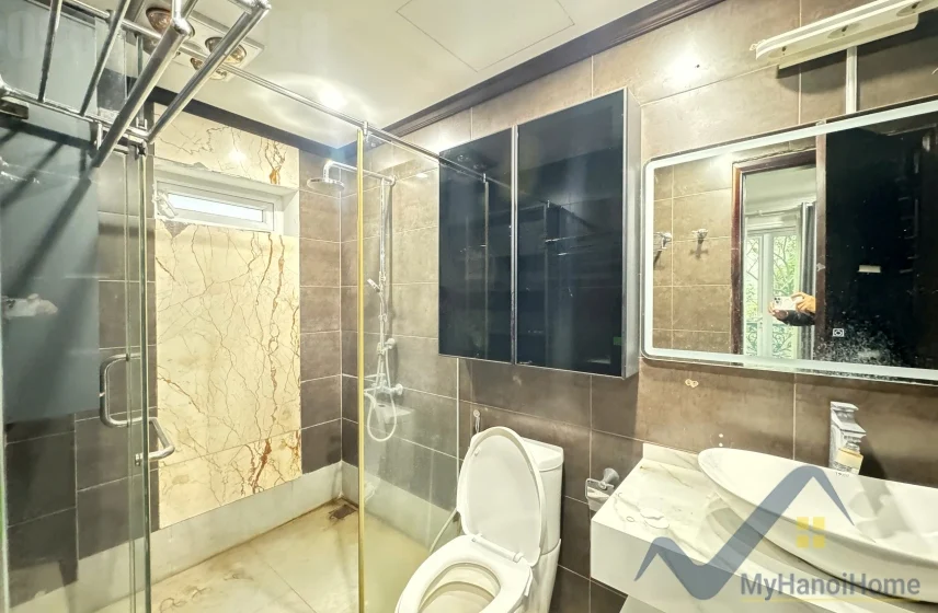 Xem ảnh 4: Ảnh 4: Cho thuê biệt thự Vinhomes Riverside trang bị full nội thất