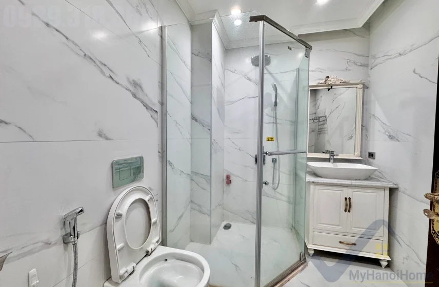 Xem ảnh 8: Ảnh 8: Cho thuê biệt thự Vinhomes Riveside Harmony có thang máy 4PN