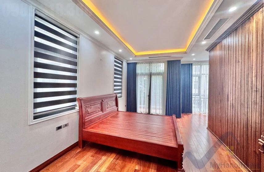 Xem ảnh 18: Ảnh 18: Cho thuê biệt thự Vinhomes Riveside Harmony có thang máy 4PN