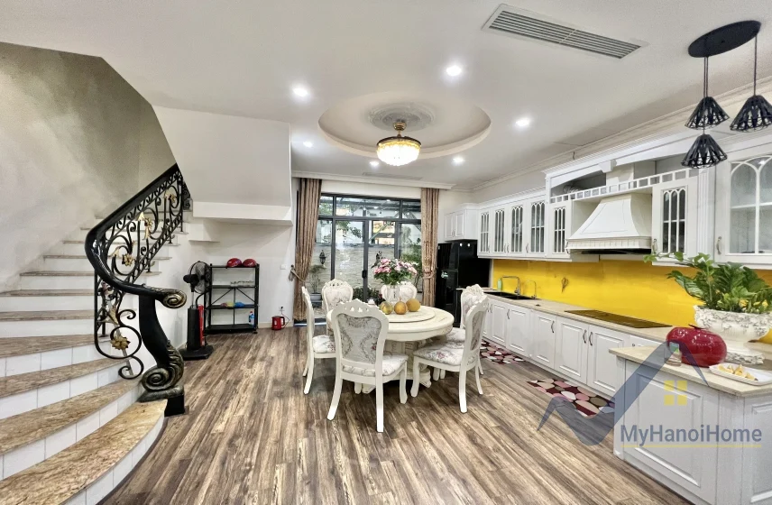 Xem ảnh 12: Ảnh 12: Cho thuê biệt thự Vinhomes The Hamorny khu Nguyệt Quế