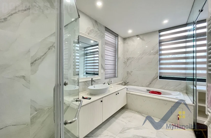 Xem ảnh 8: Ảnh 8: Cho thuê biệt thự Vinhomes The Harmony, căn đơn lập đủ đồ