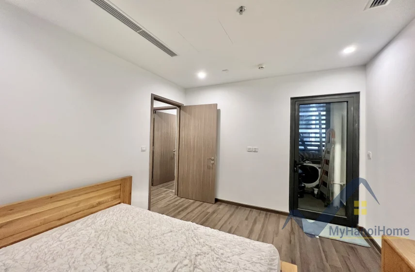 Xem ảnh 3: Ảnh 3: Cho thuê căn hộ 2PN 2WC chung cư Vinhomes Symphony full