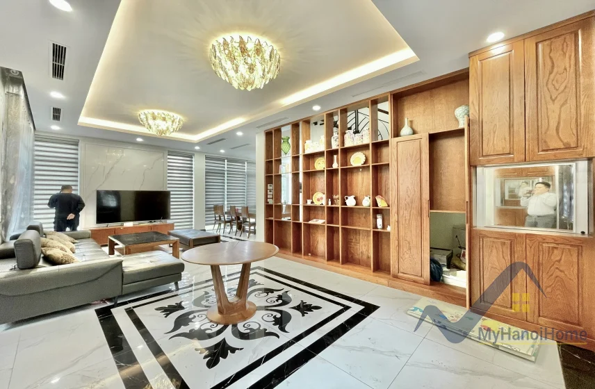 Xem ảnh 2: Ảnh 2: Cho thuê đơn lập Vinhomes Harmony full nội thất bên Hồ
