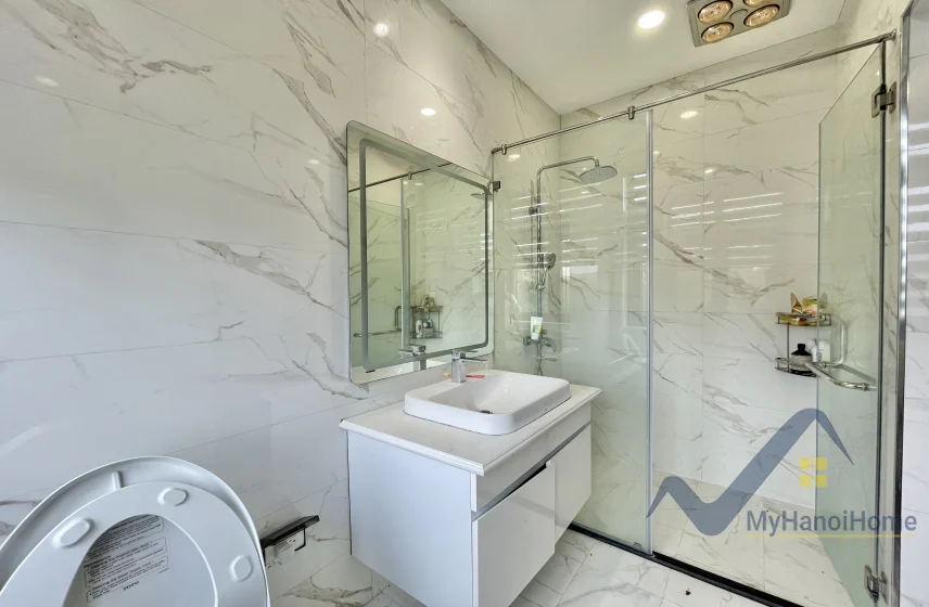Xem ảnh 3: Ảnh 3: Cho thuê đơn lập Vinhomes Harmony full nội thất bên Hồ