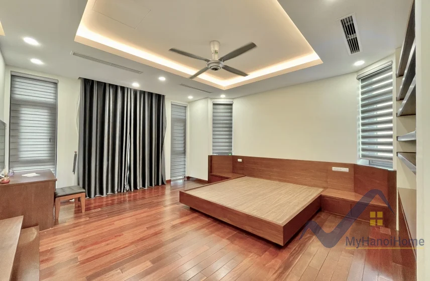 Xem ảnh 4: Ảnh 4: Cho thuê đơn lập Vinhomes Harmony full nội thất bên Hồ