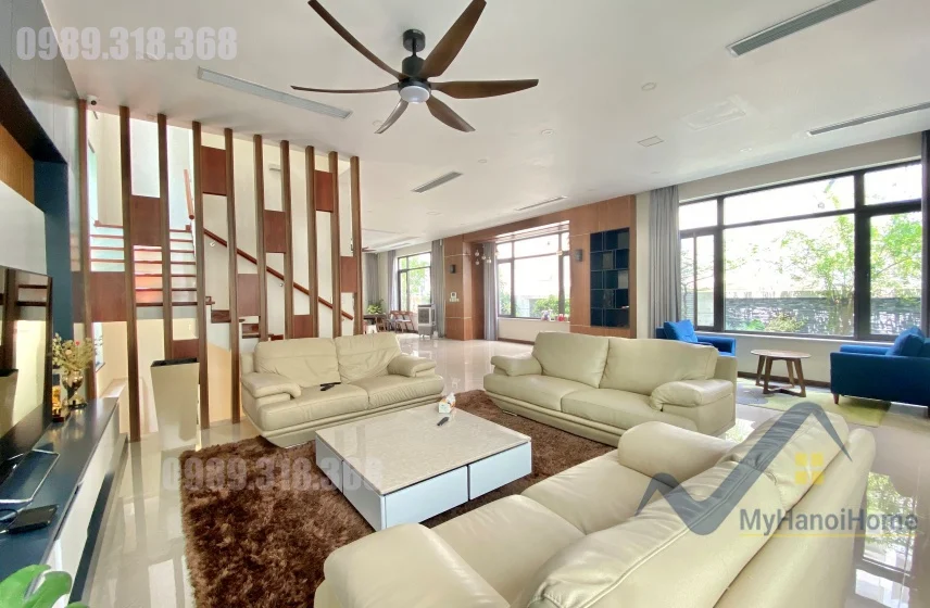 Xem ảnh 2: Ảnh 2: Cho thuê đơn lập Vinhomes Riverside phong cách hiện đại, full đồ