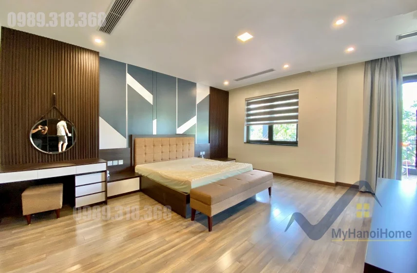 Xem ảnh 10: Ảnh 10: Cho thuê đơn lập Vinhomes Riverside phong cách hiện đại, full đồ