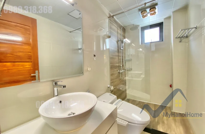 Xem ảnh 15: Ảnh 15: Cho thuê đơn lập Vinhomes Riverside phong cách hiện đại, full đồ
