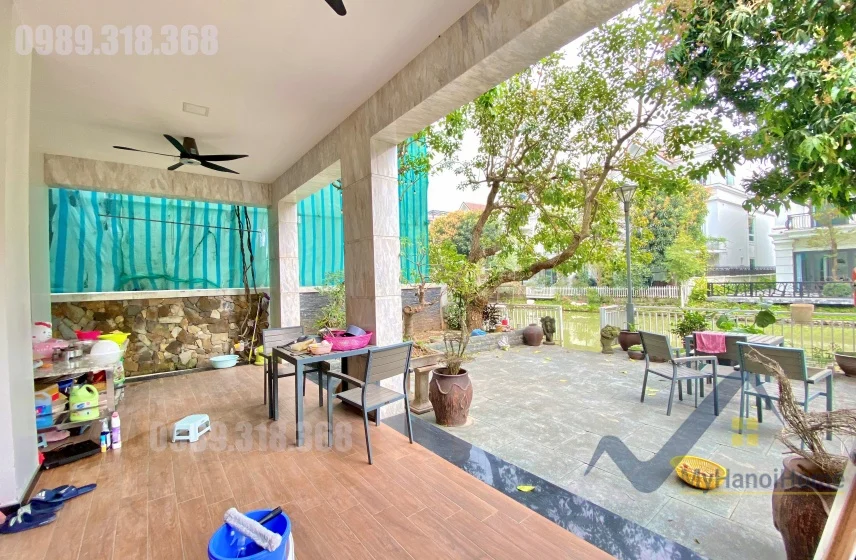 Xem ảnh 22: Ảnh 22: Cho thuê đơn lập Vinhomes Riverside phong cách hiện đại, full đồ