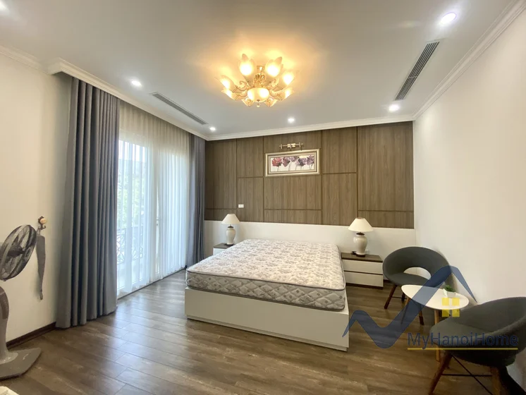 Xem ảnh 3: Ảnh 3: Cho thuê nhà liền kề Vinhome Riverside Long Biên full đồ