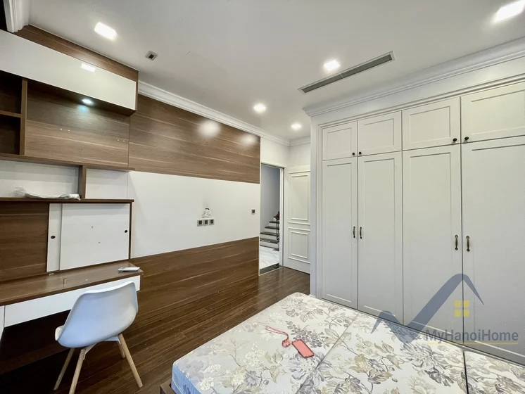 Xem ảnh 5: Ảnh 5: Cho thuê nhà liền kề Vinhomes Harmony Long Biên full đồ