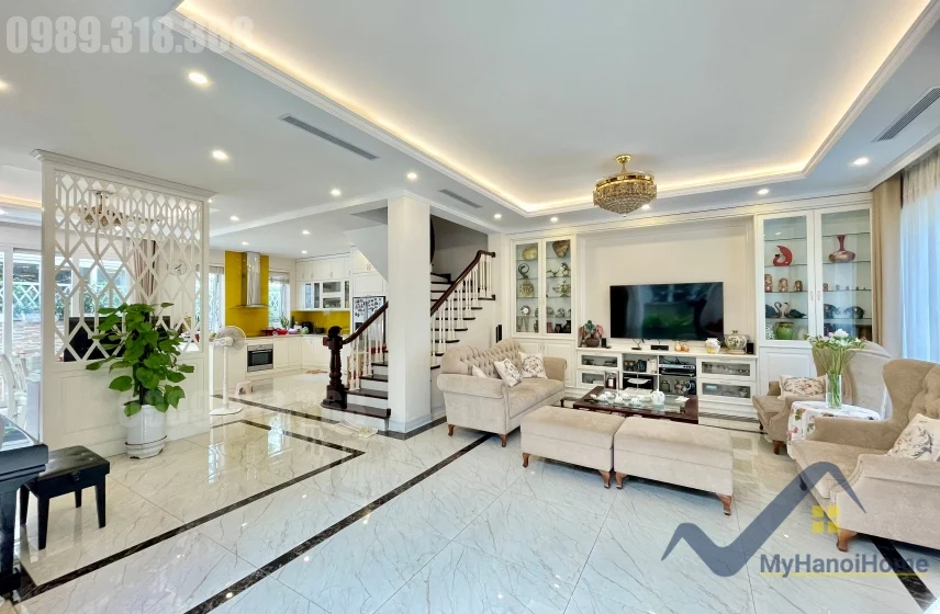 Xem ảnh 2: Ảnh 2: Cho thuê nhà liền kề Vinhomes Riverside 4 phòng ngủ