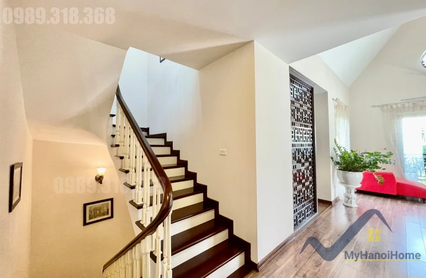 Xem ảnh 16: Ảnh 16: Cho thuê nhà liền kề Vinhomes Riverside 4 phòng ngủ
