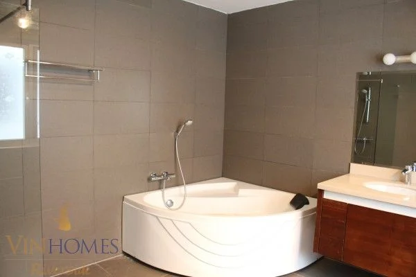 Xem ảnh 5: Ảnh 5: Cho thuê nhà tại Vinhomes Riverside Hoa Lan full nội thất