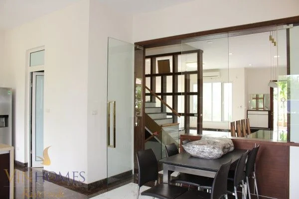 Xem ảnh 11: Ảnh 11: Cho thuê nhà tại Vinhomes Riverside Hoa Lan full nội thất