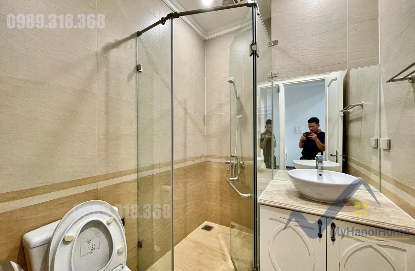 Xem ảnh 6: Ảnh 6: Cho thuê nhà Vinhome Harmony full nội thất mới hoàn thiện 4PN