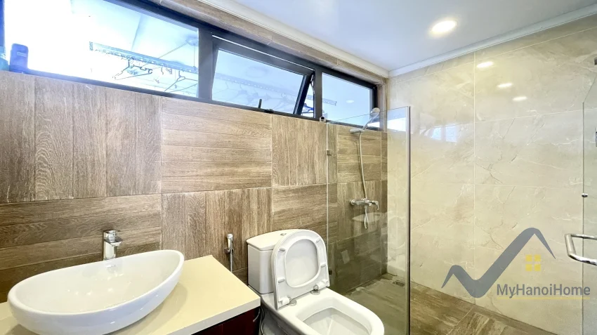 Xem ảnh 20: Ảnh 20: Cho thuê nhà Vinhomes Riverside 4 phòng ngủ có thang máy
