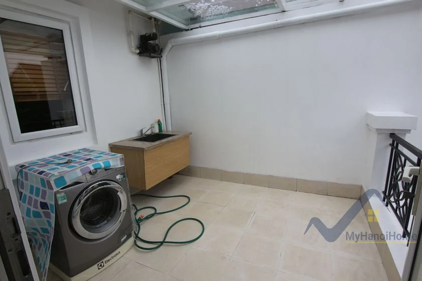 Xem ảnh 10: Ảnh 10: Cho thuê nhà Vinhomes Riverside đủ đồ 4 phòng ngủ gần BIS