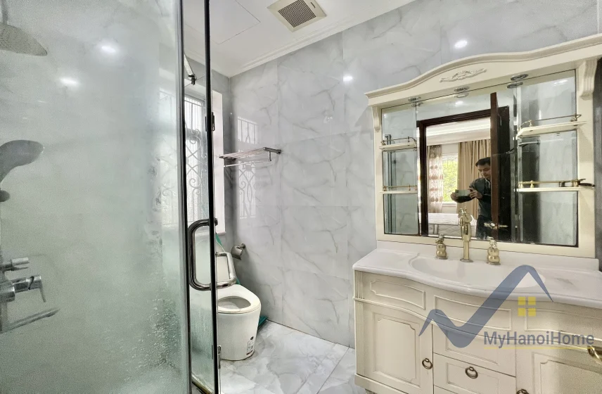 Xem ảnh 15: Ảnh 15: Cho thuê nhà Vinhomes Riverside Long Biên, 4PN đủ nội thất