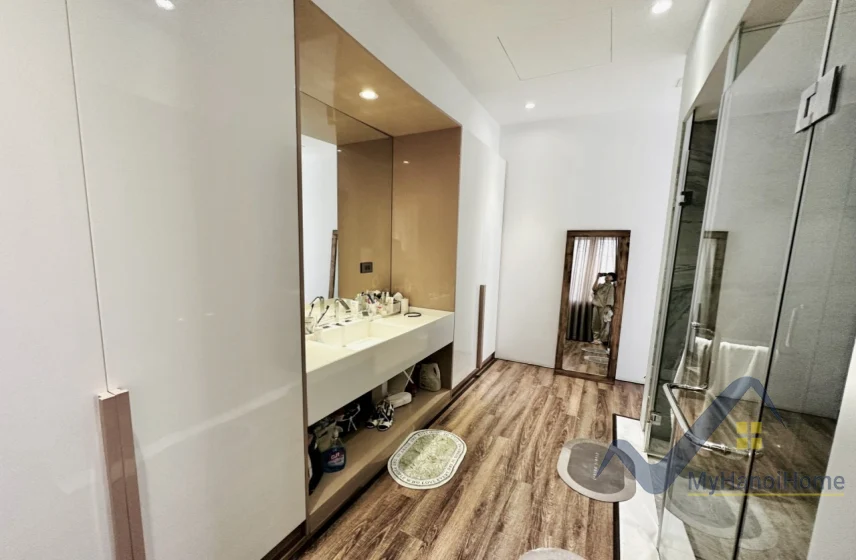 Xem ảnh 10: Ảnh 10: Cho thuê nhà Vinhomes Riverside thiết kế nội thất hiện đại