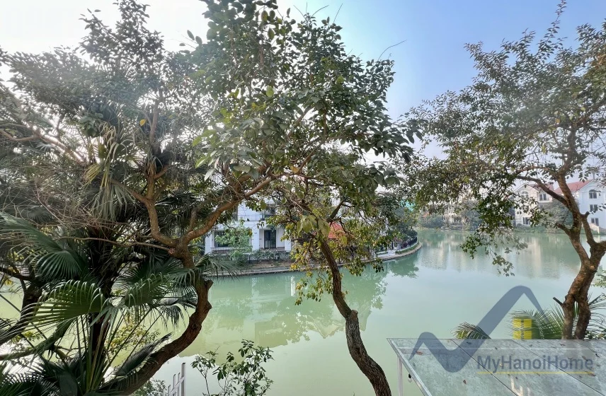 Xem ảnh 8: Ảnh 8: Cho thuê song lập Vinhomes Riverside biệt thự full đồ